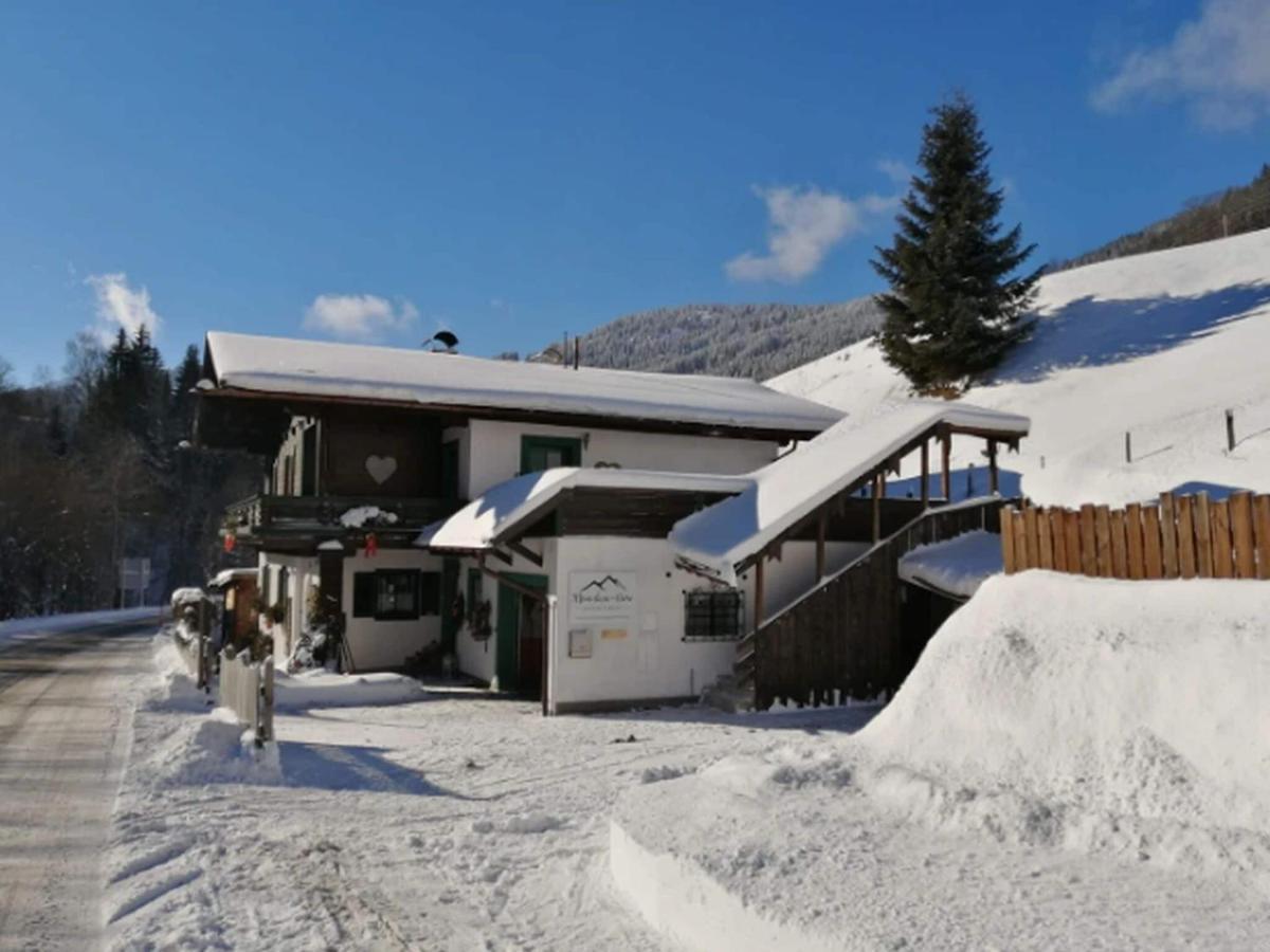 Apartment In Dienten With Mountain Views Dienten am Hochkönig エクステリア 写真